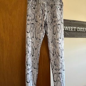 Beyond yoga leggings